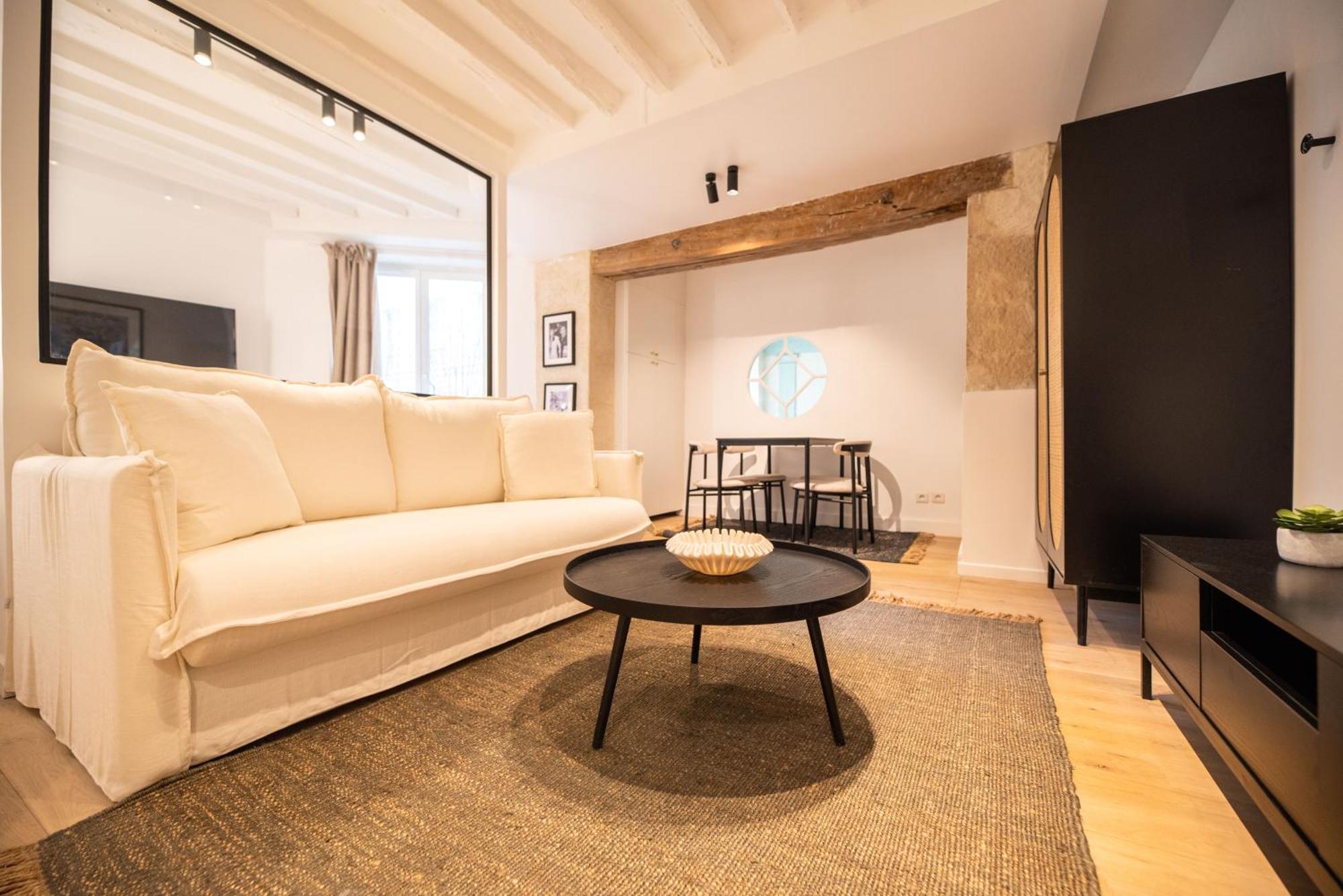 דירות פריז Cosy Nest In Saint Germain מראה חיצוני תמונה