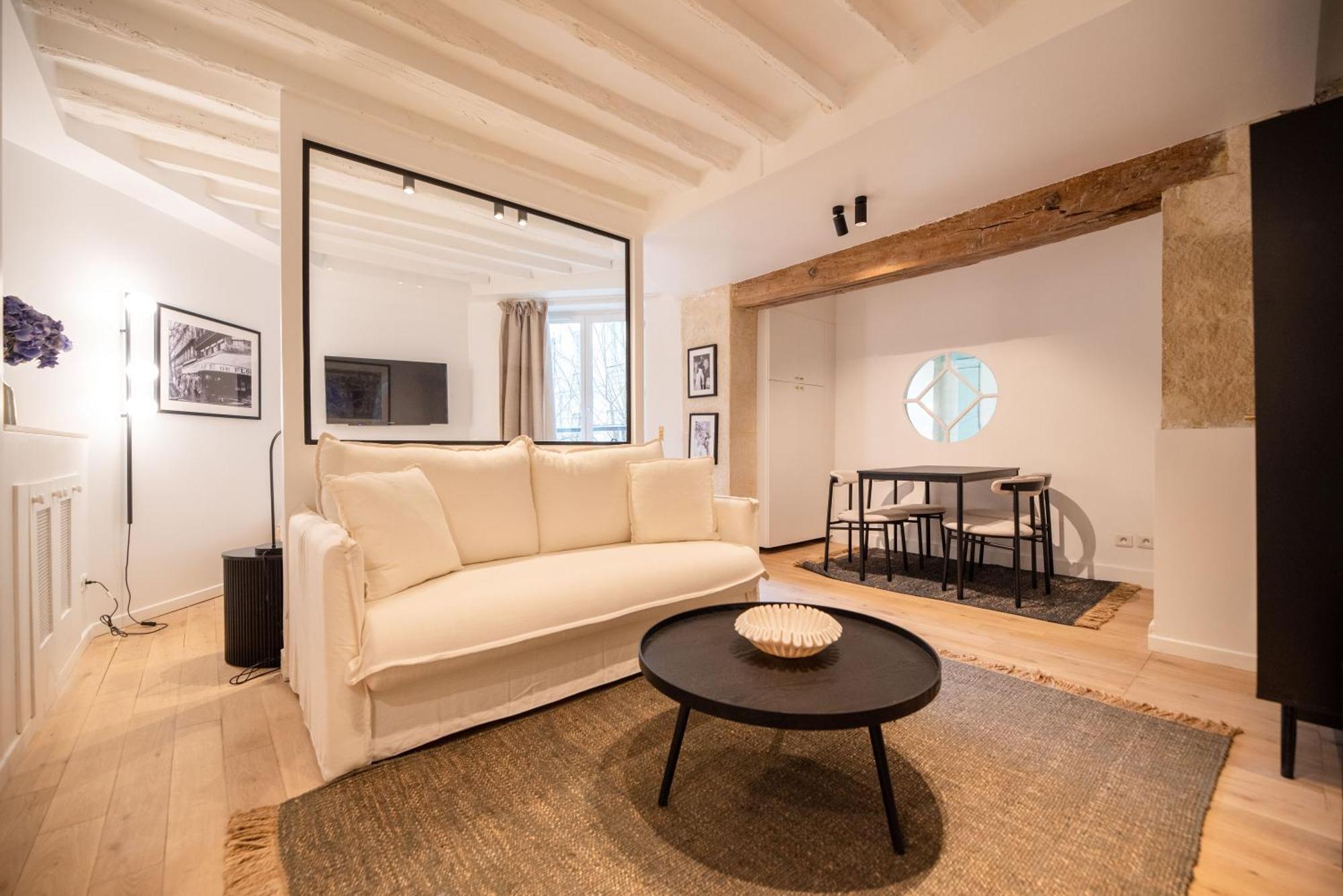 דירות פריז Cosy Nest In Saint Germain מראה חיצוני תמונה